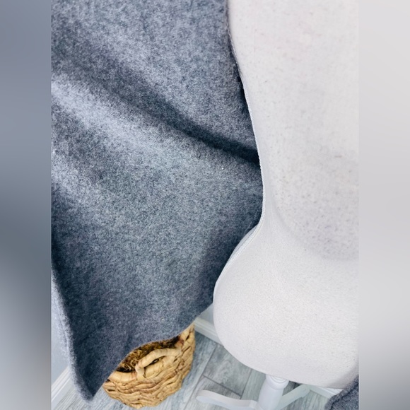 M BY MAGASCHONI Bottom Seam Cashmere Cardigan - Picture 5 of 5